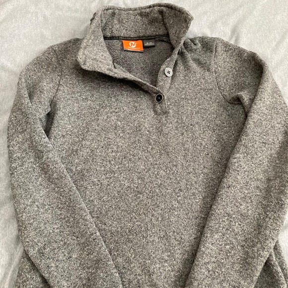Merrell sweater - Picture 1 of 8